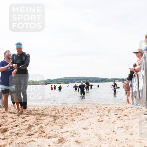 21.06.2026 - Viking Triathlon Michael Strokosch http://msf.ph/oto/9827949 21.06.2026 10:48:16 Schwimmen 101, 164, 198, 289, 638 meine-sportfotos.de