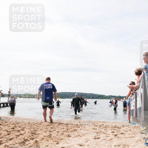 21.06.2026 - Viking Triathlon Michael Strokosch http://msf.ph/oto/9827958 21.06.2026 10:48:19 Schwimmen 101, 198, 289 meine-sportfotos.de