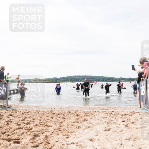 21.06.2026 - Viking Triathlon Michael Strokosch http://msf.ph/oto/9828015 21.06.2026 10:48:38 Schwimmen 181, 185, 207, 209, 495, 662 meine-sportfotos.de