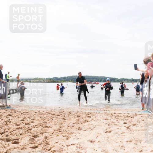 21.06.2026 - Viking Triathlon Michael Strokosch http://msf.ph/oto/9828025 21.06.2026 10:48:41 Schwimmen 181, 207, 209, 495 meine-sportfotos.de