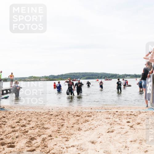 21.06.2026 - Viking Triathlon Michael Strokosch http://msf.ph/oto/9828046 21.06.2026 10:48:48 Schwimmen 181, 209, 223, 409 meine-sportfotos.de