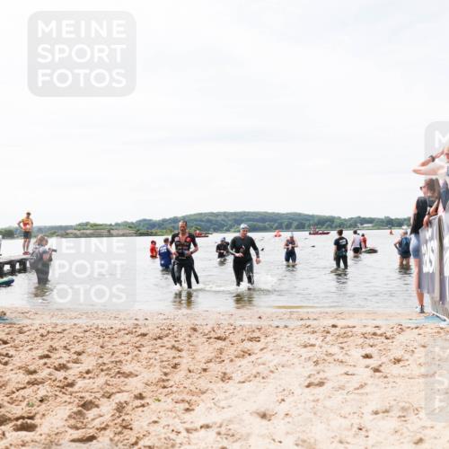 21.06.2026 - Viking Triathlon Michael Strokosch http://msf.ph/oto/9828053 21.06.2026 10:48:51 Schwimmen 223, 378, 409 meine-sportfotos.de