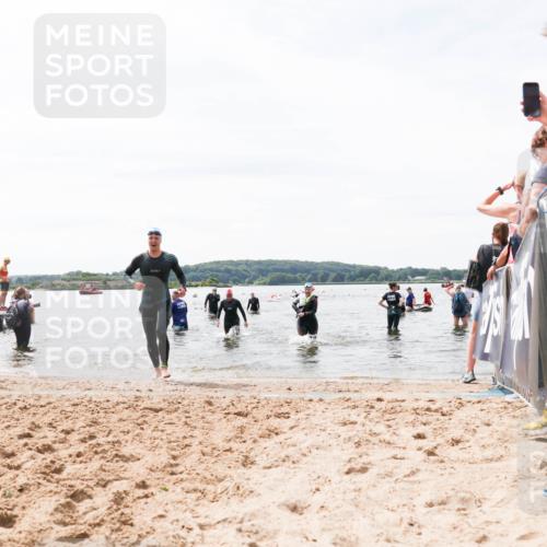 21.06.2026 - Viking Triathlon Michael Strokosch http://msf.ph/oto/9828115 21.06.2026 10:49:11 Schwimmen 291, 434, 498, 615 meine-sportfotos.de