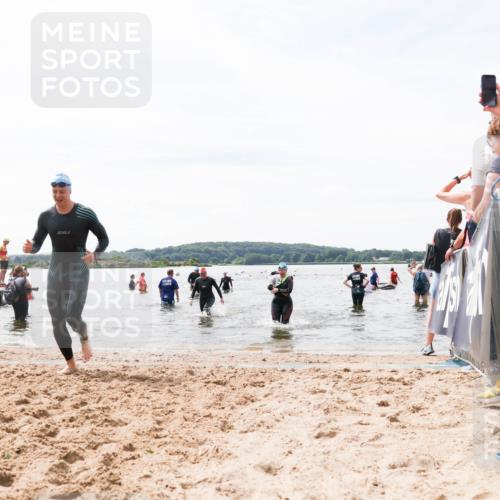 21.06.2026 - Viking Triathlon Michael Strokosch http://msf.ph/oto/9828119 21.06.2026 10:49:13 Schwimmen 291, 434, 498, 615 meine-sportfotos.de