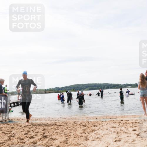21.06.2026 - Viking Triathlon Michael Strokosch http://msf.ph/oto/9828194 21.06.2026 10:49:38 Schwimmen 206, 463, 483 meine-sportfotos.de