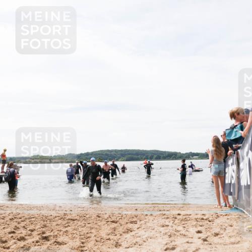 21.06.2026 - Viking Triathlon Michael Strokosch http://msf.ph/oto/9828204 21.06.2026 10:49:42 Schwimmen 206, 298, 483 meine-sportfotos.de
