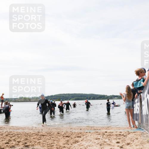 21.06.2026 - Viking Triathlon Michael Strokosch http://msf.ph/oto/9828208 21.06.2026 10:49:43 Schwimmen 75, 206, 298, 483 meine-sportfotos.de