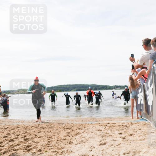 21.06.2026 - Viking Triathlon Michael Strokosch http://msf.ph/oto/9828298 21.06.2026 10:50:15 Schwimmen 78, 115, 135, 250, 254, 605, 630, 659 meine-sportfotos.de