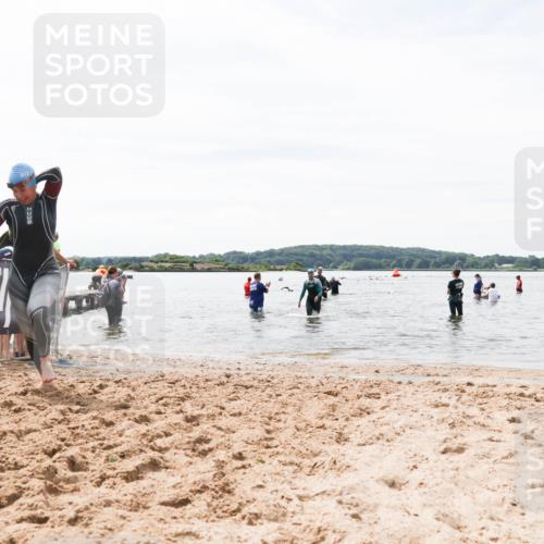 21.06.2026 - Viking Triathlon Michael Strokosch http://msf.ph/oto/9828361 21.06.2026 10:50:37 Schwimmen 261 meine-sportfotos.de