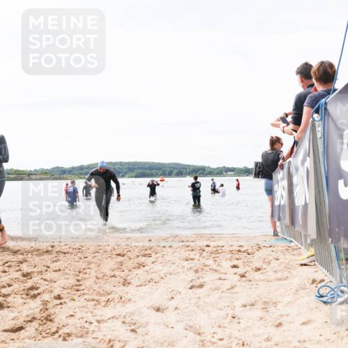 21.06.2026 - Viking Triathlon Michael Strokosch http://msf.ph/oto/9828400 21.06.2026 10:50:50 Schwimmen 57, 295, 416 meine-sportfotos.de
