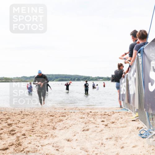 21.06.2026 - Viking Triathlon Michael Strokosch http://msf.ph/oto/9828402 21.06.2026 10:50:51 Schwimmen 57, 295, 416 meine-sportfotos.de