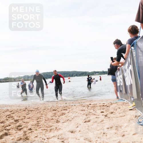 21.06.2026 - Viking Triathlon Michael Strokosch http://msf.ph/oto/9828434 21.06.2026 10:51:01 Schwimmen 66, 76, 184 meine-sportfotos.de