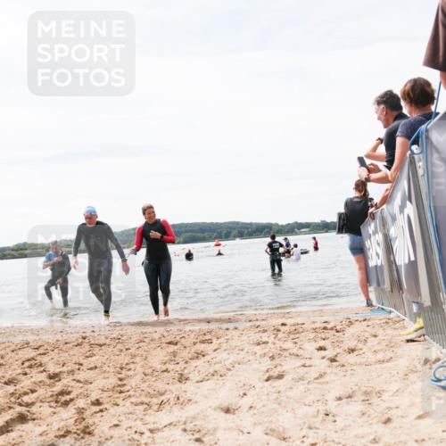 21.06.2026 - Viking Triathlon Michael Strokosch http://msf.ph/oto/9828437 21.06.2026 10:51:02 Schwimmen 66, 76, 184 meine-sportfotos.de