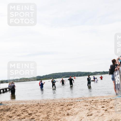 21.06.2026 - Viking Triathlon Michael Strokosch http://msf.ph/oto/9828488 21.06.2026 10:51:20 Schwimmen  meine-sportfotos.de