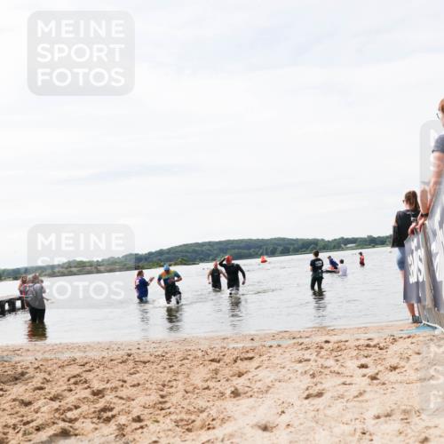 21.06.2026 - Viking Triathlon Michael Strokosch http://msf.ph/oto/9828496 21.06.2026 10:51:22 Schwimmen 335 meine-sportfotos.de
