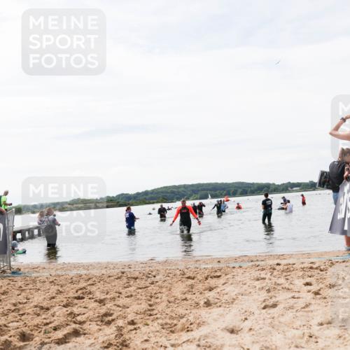 21.06.2026 - Viking Triathlon Michael Strokosch http://msf.ph/oto/9828576 21.06.2026 10:51:49 Schwimmen 642 meine-sportfotos.de