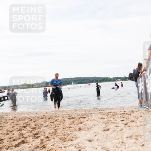 21.06.2026 - Viking Triathlon Michael Strokosch http://msf.ph/oto/9828669 21.06.2026 10:52:20 Schwimmen 40, 222, 272 meine-sportfotos.de