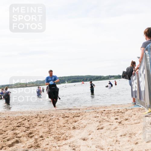 21.06.2026 - Viking Triathlon Michael Strokosch http://msf.ph/oto/9828670 21.06.2026 10:52:20 Schwimmen 40, 222, 272 meine-sportfotos.de
