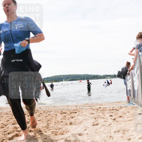 21.06.2026 - Viking Triathlon Michael Strokosch http://msf.ph/oto/9828681 21.06.2026 10:52:24 Schwimmen 40, 222 meine-sportfotos.de