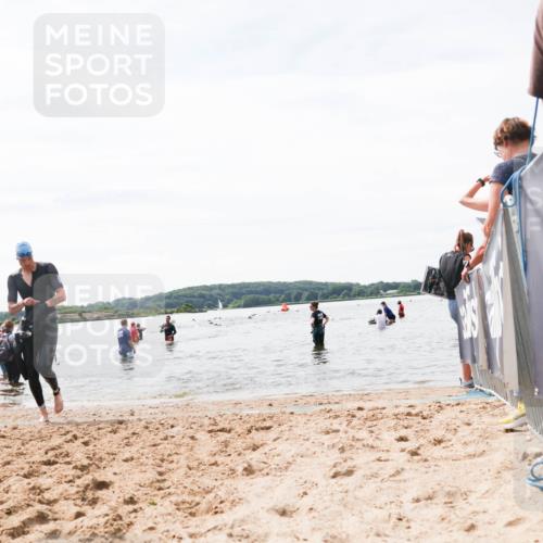 21.06.2026 - Viking Triathlon Michael Strokosch http://msf.ph/oto/9828685 21.06.2026 10:52:25 Schwimmen 40, 222 meine-sportfotos.de