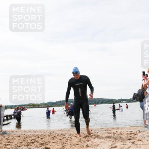 21.06.2026 - Viking Triathlon Michael Strokosch http://msf.ph/oto/9828787 21.06.2026 10:53:00 Schwimmen 385, 532 meine-sportfotos.de