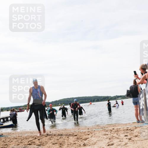 21.06.2026 - Viking Triathlon Michael Strokosch http://msf.ph/oto/9828809 21.06.2026 10:53:07 Schwimmen 133, 307, 433, 532, 661 meine-sportfotos.de