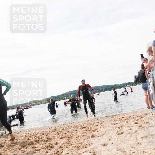 21.06.2026 - Viking Triathlon Michael Strokosch http://msf.ph/oto/9828819 21.06.2026 10:53:11 Schwimmen 133, 307, 433, 471, 532, 622, 661 meine-sportfotos.de