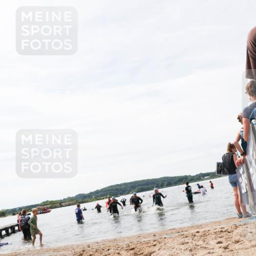 21.06.2026 - Viking Triathlon Michael Strokosch http://msf.ph/oto/9828860 21.06.2026 10:53:25 Schwimmen 92, 283, 564, 622 meine-sportfotos.de