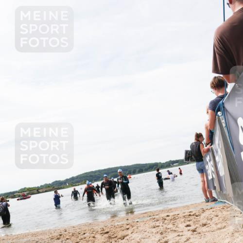21.06.2026 - Viking Triathlon Michael Strokosch http://msf.ph/oto/9828870 21.06.2026 10:53:28 Schwimmen 59, 92, 283 meine-sportfotos.de