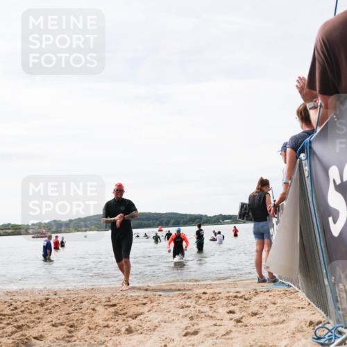 21.06.2026 - Viking Triathlon Michael Strokosch http://msf.ph/oto/9828996 21.06.2026 10:54:10 Schwimmen 61, 190, 237, 390, 631 meine-sportfotos.de
