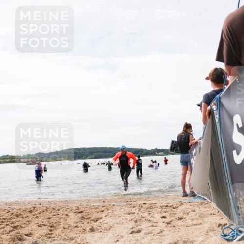 21.06.2026 - Viking Triathlon Michael Strokosch http://msf.ph/oto/9829009 21.06.2026 10:54:14 Schwimmen 61, 190, 237, 631 meine-sportfotos.de