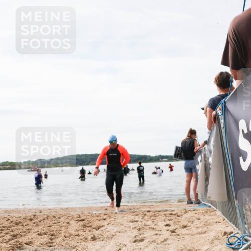 21.06.2026 - Viking Triathlon Michael Strokosch http://msf.ph/oto/9829014 21.06.2026 10:54:16 Schwimmen 237, 631 meine-sportfotos.de