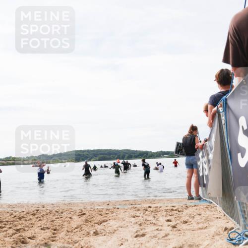 21.06.2026 - Viking Triathlon Michael Strokosch http://msf.ph/oto/9829024 21.06.2026 10:54:19 Schwimmen 237 meine-sportfotos.de