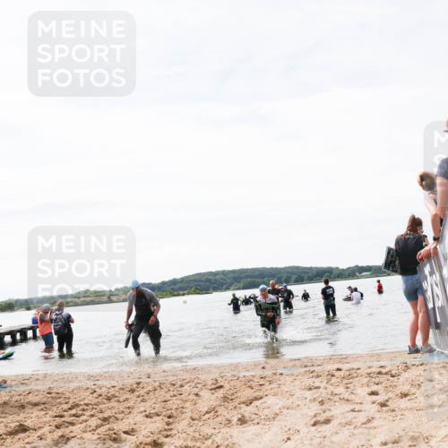 21.06.2026 - Viking Triathlon Michael Strokosch http://msf.ph/oto/9829054 21.06.2026 10:54:29 Schwimmen 427, 557 meine-sportfotos.de
