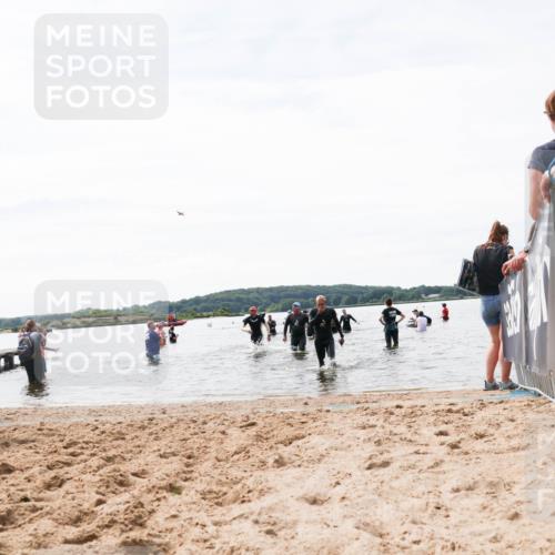 21.06.2026 - Viking Triathlon Michael Strokosch http://msf.ph/oto/9829075 21.06.2026 10:54:36 Schwimmen 413, 427, 557, 613 meine-sportfotos.de