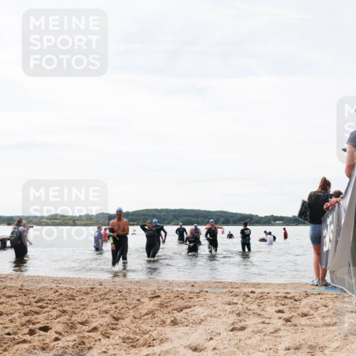 21.06.2026 - Viking Triathlon Michael Strokosch http://msf.ph/oto/9829115 21.06.2026 10:54:50 Schwimmen 52, 244, 275, 347, 424, 504, 613 meine-sportfotos.de