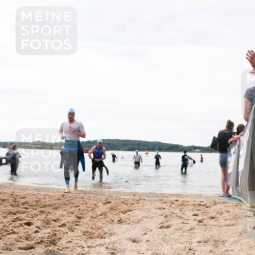21.06.2026 - Viking Triathlon Michael Strokosch http://msf.ph/oto/9829165 21.06.2026 10:55:06 Schwimmen 160, 309, 509 meine-sportfotos.de
