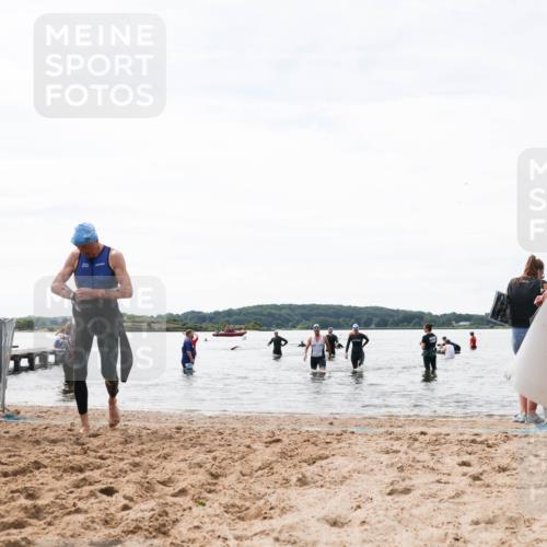 21.06.2026 - Viking Triathlon Michael Strokosch http://msf.ph/oto/9829180 21.06.2026 10:55:11 Schwimmen 160, 309 meine-sportfotos.de