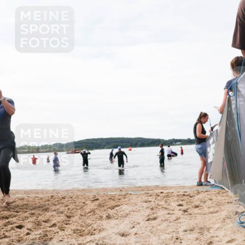 21.06.2026 - Viking Triathlon Michael Strokosch http://msf.ph/oto/9829246 21.06.2026 10:55:33 Schwimmen 305, 417, 561 meine-sportfotos.de