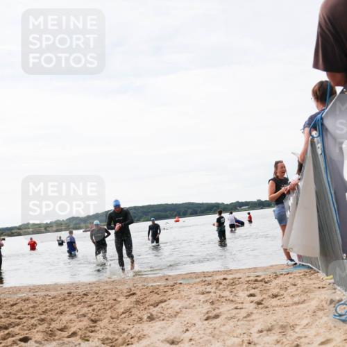 21.06.2026 - Viking Triathlon Michael Strokosch http://msf.ph/oto/9829265 21.06.2026 10:55:40 Schwimmen 81, 417 meine-sportfotos.de