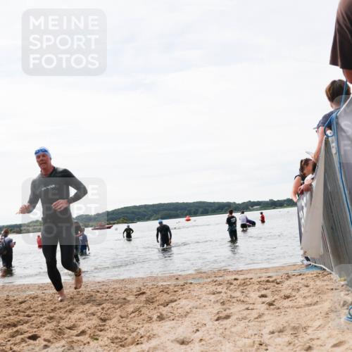 21.06.2026 - Viking Triathlon Michael Strokosch http://msf.ph/oto/9829273 21.06.2026 10:55:42 Schwimmen 81, 417 meine-sportfotos.de