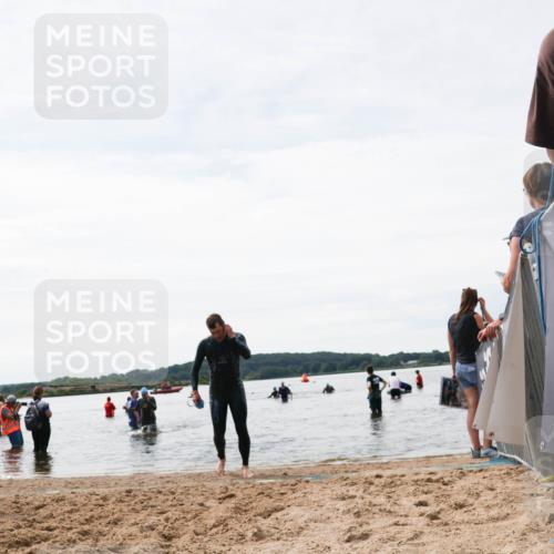 21.06.2026 - Viking Triathlon Michael Strokosch http://msf.ph/oto/9829303 21.06.2026 10:55:53 Schwimmen 77, 264 meine-sportfotos.de