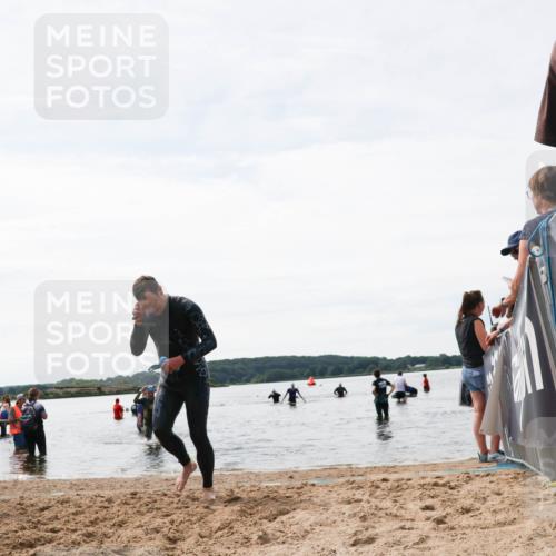 21.06.2026 - Viking Triathlon Michael Strokosch http://msf.ph/oto/9829309 21.06.2026 10:55:55 Schwimmen 77, 264 meine-sportfotos.de
