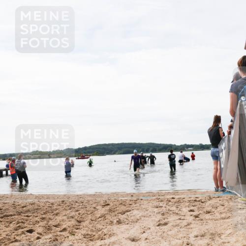 21.06.2026 - Viking Triathlon Michael Strokosch http://msf.ph/oto/9829346 21.06.2026 10:56:07 Schwimmen 117 meine-sportfotos.de