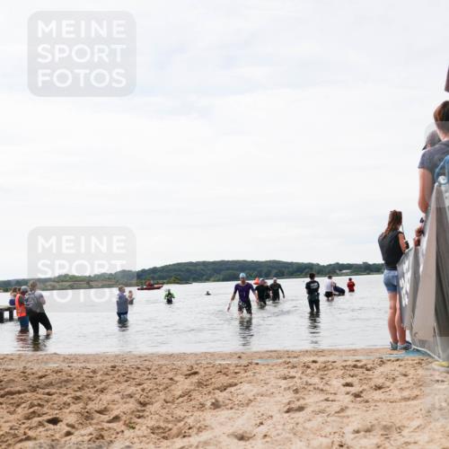 21.06.2026 - Viking Triathlon Michael Strokosch http://msf.ph/oto/9829348 21.06.2026 10:56:08 Schwimmen 117 meine-sportfotos.de