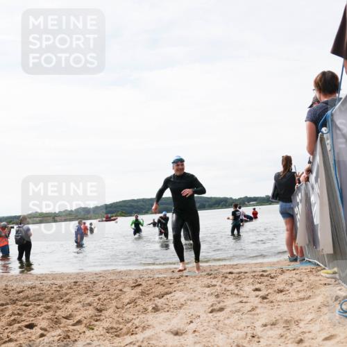 21.06.2026 - Viking Triathlon Michael Strokosch http://msf.ph/oto/9829379 21.06.2026 10:56:18 Schwimmen 24, 117, 357, 502 meine-sportfotos.de