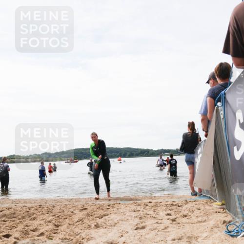 21.06.2026 - Viking Triathlon Michael Strokosch http://msf.ph/oto/9829418 21.06.2026 10:56:32 Schwimmen 24, 127 meine-sportfotos.de