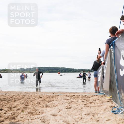 21.06.2026 - Viking Triathlon Michael Strokosch http://msf.ph/oto/9829446 21.06.2026 10:56:41 Schwimmen 374 meine-sportfotos.de