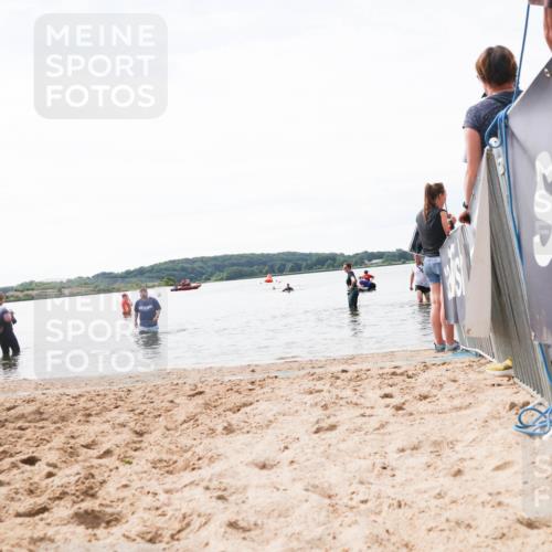 21.06.2026 - Viking Triathlon Michael Strokosch http://msf.ph/oto/9829473 21.06.2026 10:56:50 Schwimmen 374 meine-sportfotos.de
