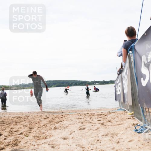 21.06.2026 - Viking Triathlon Michael Strokosch http://msf.ph/oto/9829546 21.06.2026 10:57:19 Schwimmen 401 meine-sportfotos.de